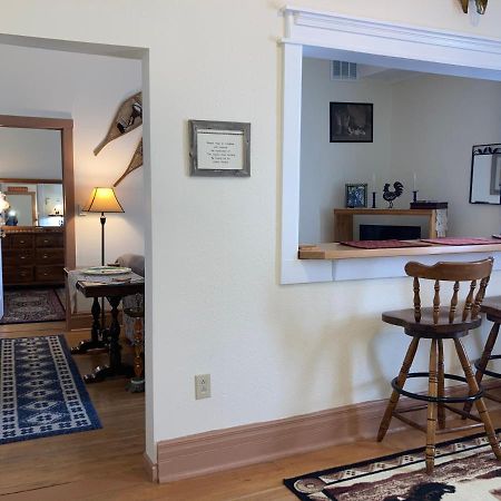 Historic Capitol Hotel Vacation Suites Downtown Buffalo Ngoại thất bức ảnh