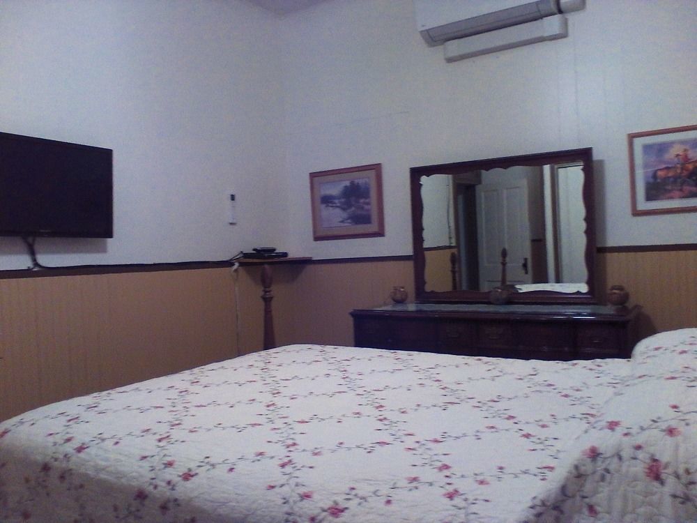 Historic Capitol Hotel Vacation Suites Downtown Buffalo Ngoại thất bức ảnh